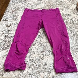 lululemon athletica Vibrant Pink Capris